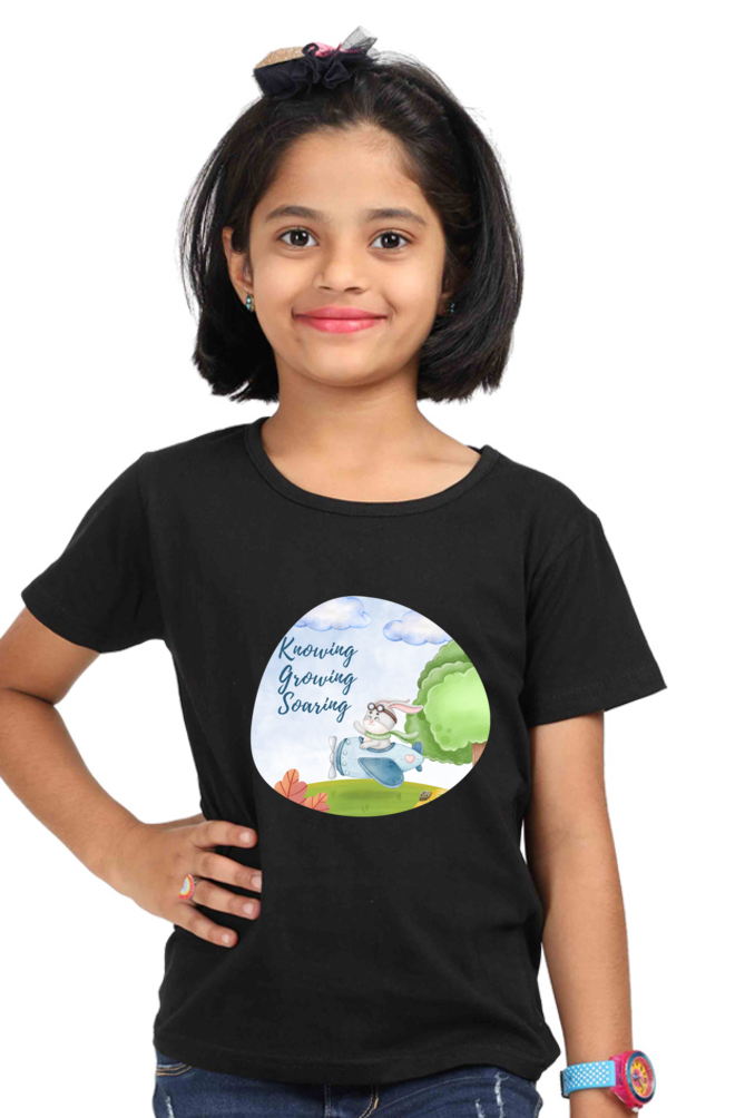 “Knowing, Growing, Soaring” Girls’ T-Shirt – Bunny in Plane Design – Soft Cotton Motivational Tee for Kids, Students, Preschoolers & Learning Adventures