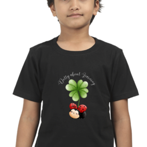 “Dotty About Learning” Boys’ T-Shirt – Cute Ladybird & Clover Design – Motivational Cotton Tee for Students, Preschoolers & Young Learners
